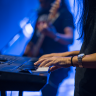 Стойка клавишная Behringer KS1002 крестообразная усиленная